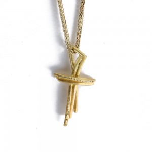 Cross in 14 K yellow gold, double facet irregular design, 1336.