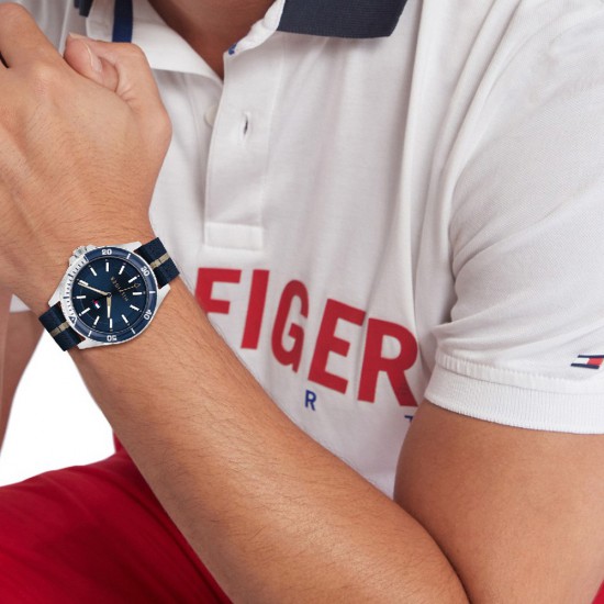 Tommy Hilfiger Logan ρολόι με υφασμάτινο μπλε λουράκι, 1792011.