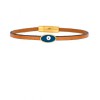 Χειροποίητο δερμάτινο καφέ βραχιόλι της Excite Fashion Jewellery, με λεπτό λουράκι και μεταλλικό επίχρυσο ματάκι με μπλέ σμάλτο, BM-1708-01-04-45.
