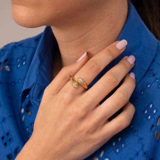 Κομψό δαχτυλίδι excite fashion jewellery, με λευκά ζιργκόν από ανοξείδωτο επιχρυσωμένο ατσάλι, R-YH1200A-WHITE-65.